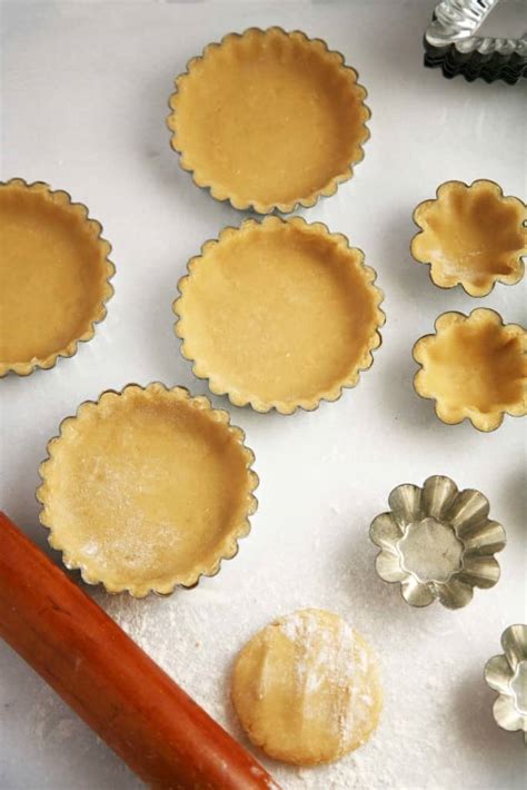 julia-childs-pte-sable-sweet-pastry-crust-foodtasia image
