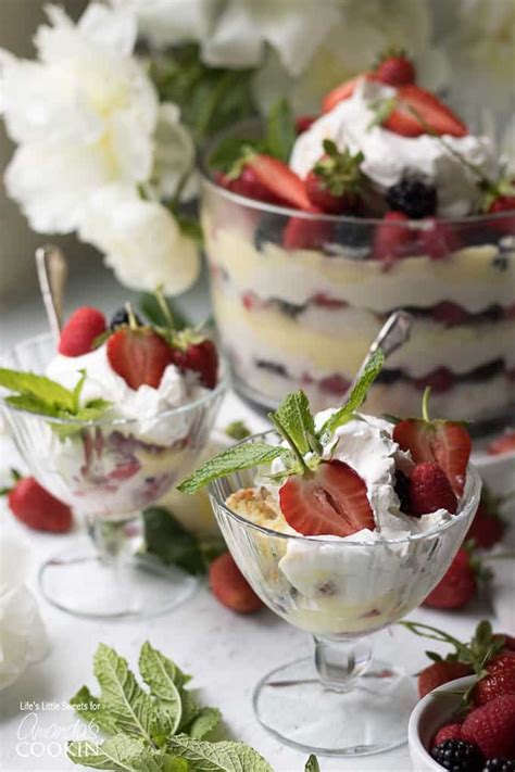 berry-trifle-a-no-bake-mixed-berry-summer-dessert image