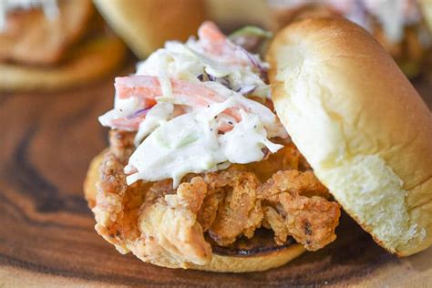 fried-chicken-sliders-with-slaw-domestic-dee image