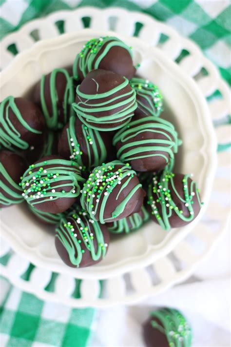 thin-mint-truffles-the-gold-lining-girl image