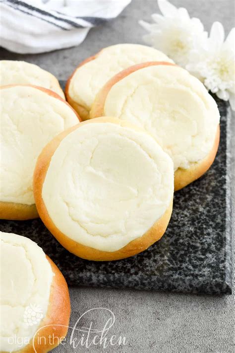 sweet-cheese-filled-buns-vatrushka-olga-in-the-kitchen image