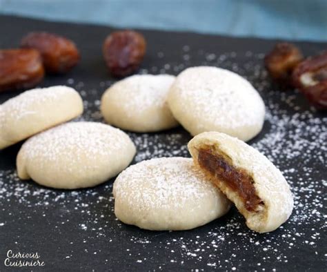 maamoul-arabian-date-filled-cookies-curious image