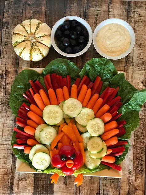 turkey-veggie-tray-thanksgiving-appetizer image