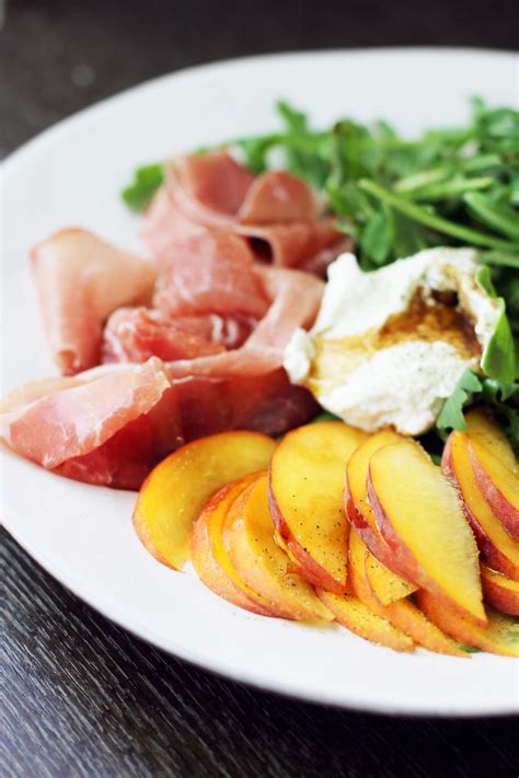 peach-and-prosciutto-salad-the-gourmet-gourmand image