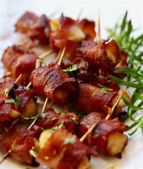 easy-marinated-bacon-wrapped-scallops image
