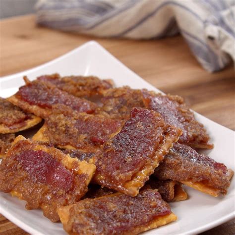 bacon-crackers-tiphero image
