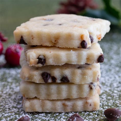 chocolate-almond-shortbread-cookies-recipe-an image