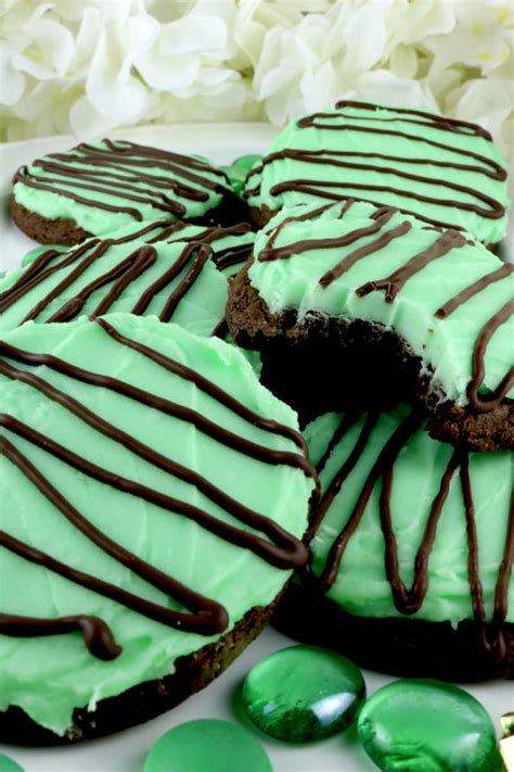 chocolate-mint-cookies-two-sisters image