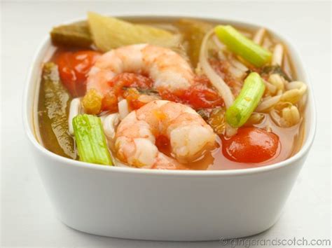 quick-and-easy-vietnamese-sweet-and-sour-soup image