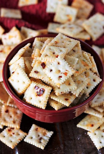 fire-crackers-super-easy-seasoned-saltines-the image