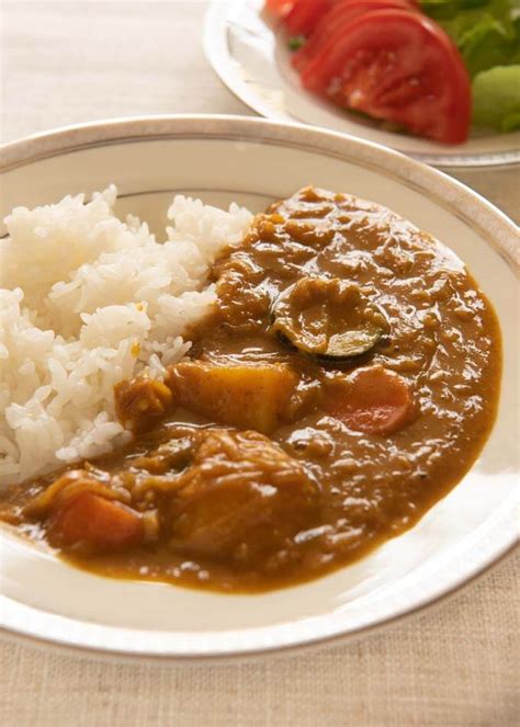 home-made-japanese-vegetarian-curry-recipetin image