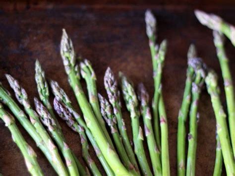 3-ways-to-make-kids-say-yay-asparagus-food image