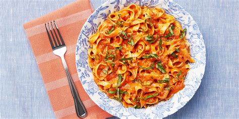 pasta-with-tomato-cream-sauce-recipe-how-to-make-a image