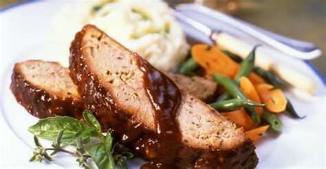 barbecue-meatloaf-with-mashed-potatoes-and image