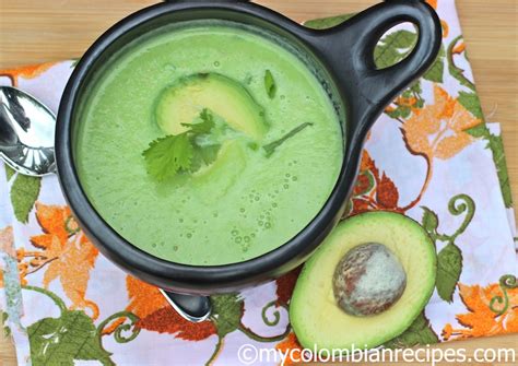 crema-de-aguacate-colombian-creamy-avocado-soup image