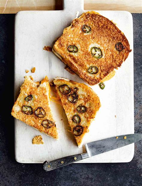 parmesan-crusted-grilled-cheese-with-jalapeos-leites image