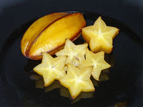 what-is-star-fruit-the-spruce-eats image