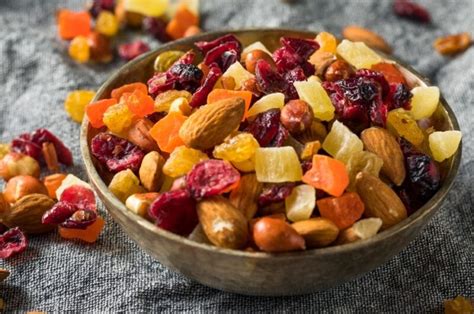 23-best-trail-mix-recipes-for-an-energy-boost-insanely image