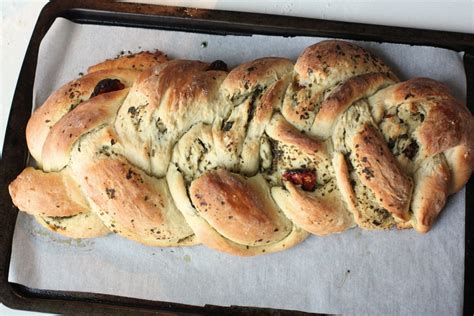 this-stuffed-challah-will-make-you-the-ultimate image