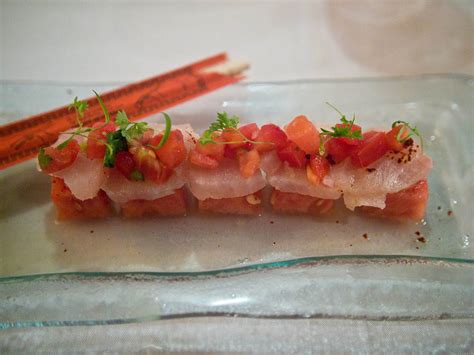 tiradito-de-pescado-peruvian-sashimi-peru-for-less image