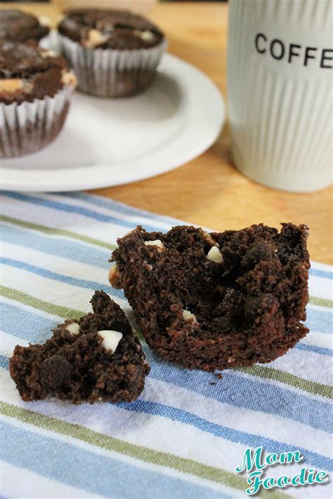 chocolate-oatmeal-muffin-recipe-mom-foodie image