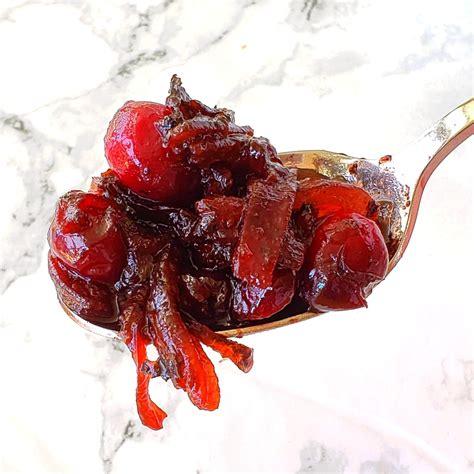 cranberry-sauce-with-caramelized-onions-shockingly image