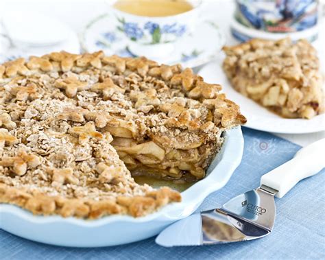 apple-pie-with-crumb-topping-roti-n-rice image