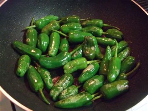 noelias-original-spanish-recipe-for-padron-peppers image