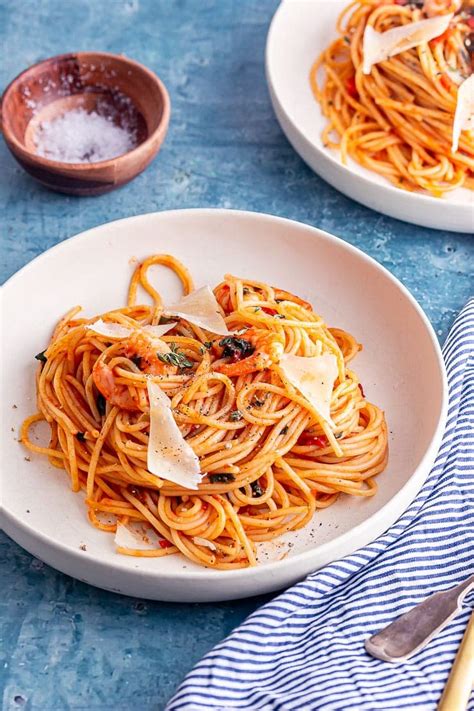 prawn-pasta-with-spicy-tomato-sauce-the-cook-report image