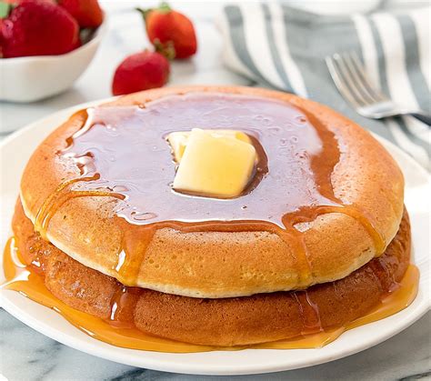 giant-souffle-pancakes-japanese-style-pancakes image