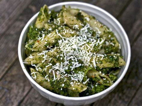 dinner-tonight-pasta-e-broccoli-recipe-serious-eats image