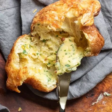gruyere-popovers-home-made-interest image