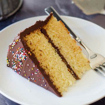 yellow-layer-cake-with-chocolate-buttercream image