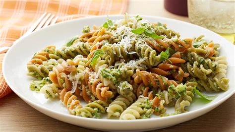 broccoli-walnut-pesto-with-pasta-food-network-uk image