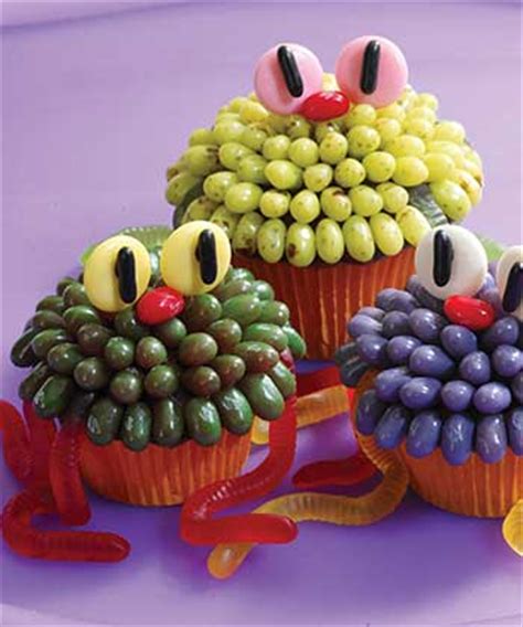 creepy-critter-cupcakes-recipe-jelly-belly image