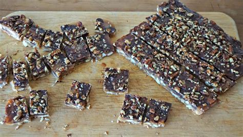 english-toffee-made-at-home-belgian-foodie image