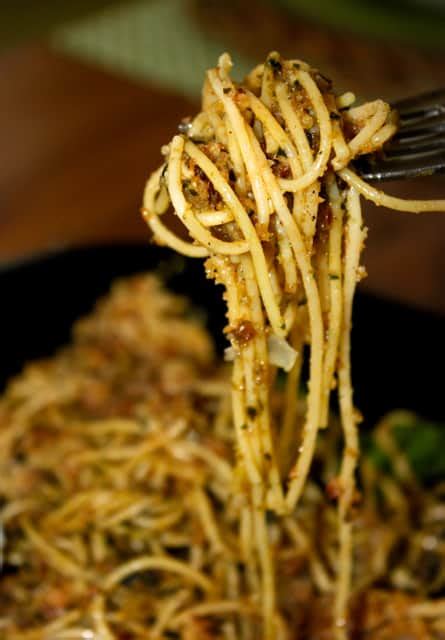 spaghetti-with-toasted-garlic-breadcrumbs-la-bella image