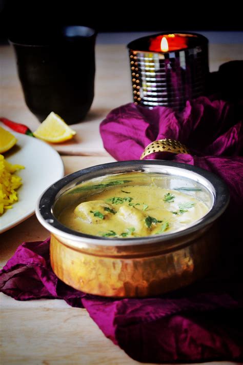 mughlai-chicken-curry-savorysweetfood image
