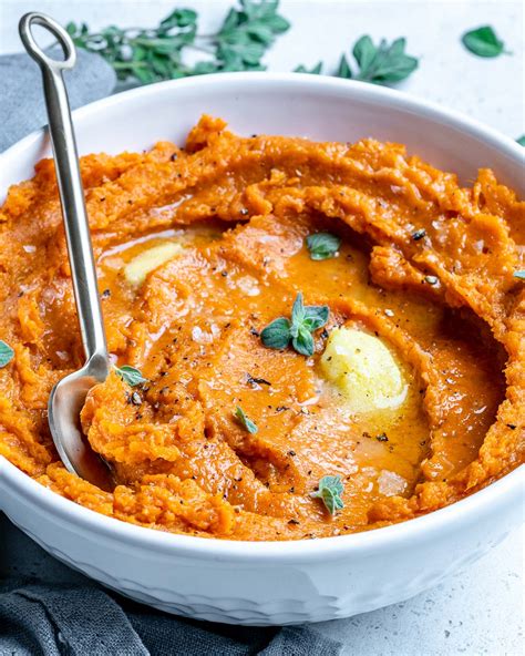 healthy-roasted-garlic-mashed-sweet-potatoes-clean image