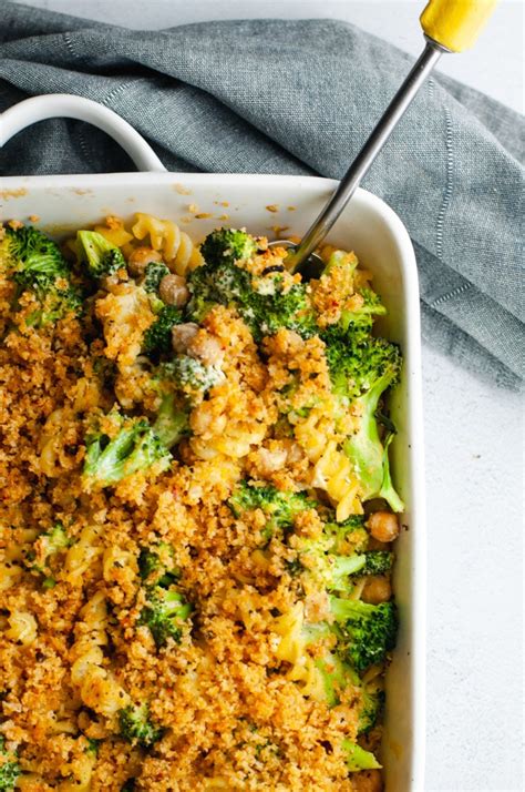 baked-vegan-broccoli-mac-and-cheese-cozy-peach image