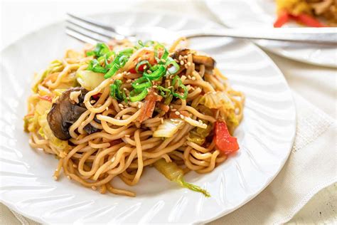 easy-vegetable-lo-mein-recipe-simply image