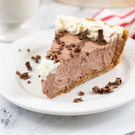sugar-free-chocolate-pie-far-from-normal image