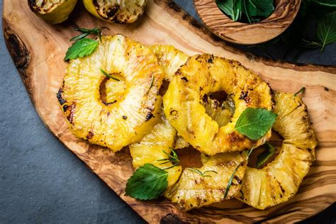 what-foods-go-well-with-pineapple-leaftv image