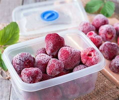 easy-strawberry-reduction-recipe-5-steps-sugar image