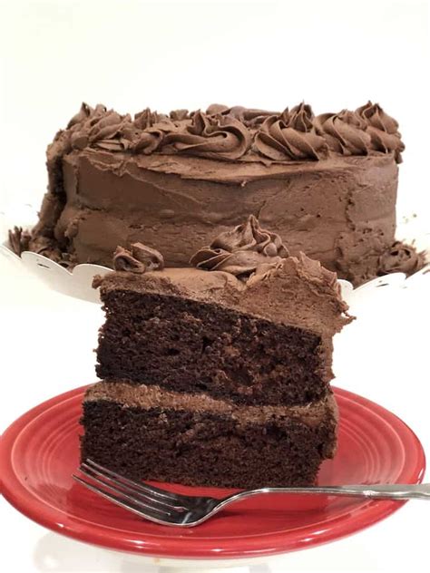 best-chocolate-cake-recipe-how-to-make-a-box-cake image