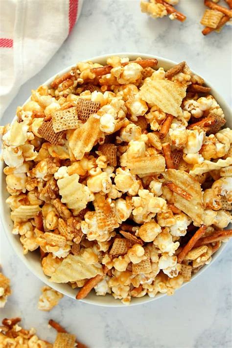 sweet-and-salty-caramel-popcorn-mix-crunchy image