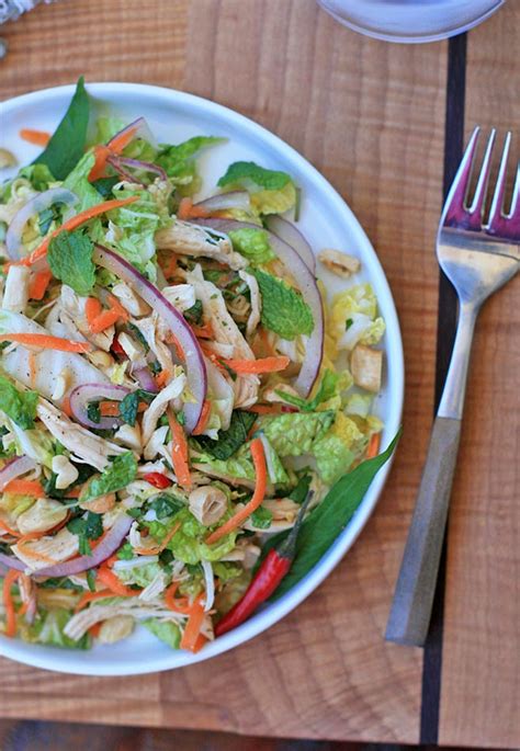 goi-ga-vietnamese-spicy-chicken-and-cabbage-salad image