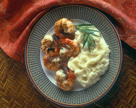 garlic-mashed-potatoes-and-grilled-garlic-shrimp image