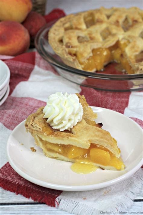 easy-peach-pie-recipe-with-fresh-peaches image