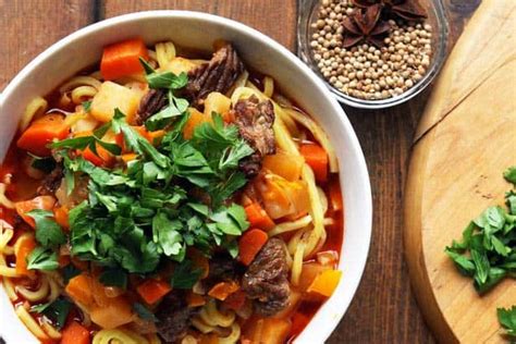 lagman-recipe-uzbek-beef-noodle-soup-leelalicious image